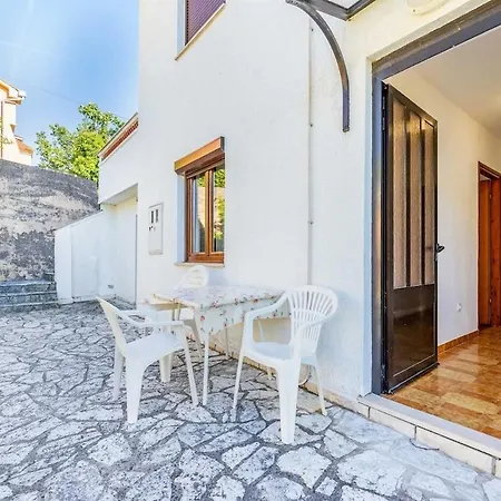 Apartman Adora A2b Baška